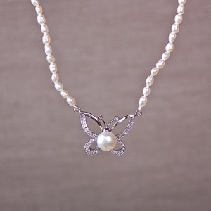 Колье из жемчуга "Бабочка